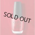 【OPI】限定Red Velvet Vixen (Good Enough to Treat 2025 ホリデーコレクション)