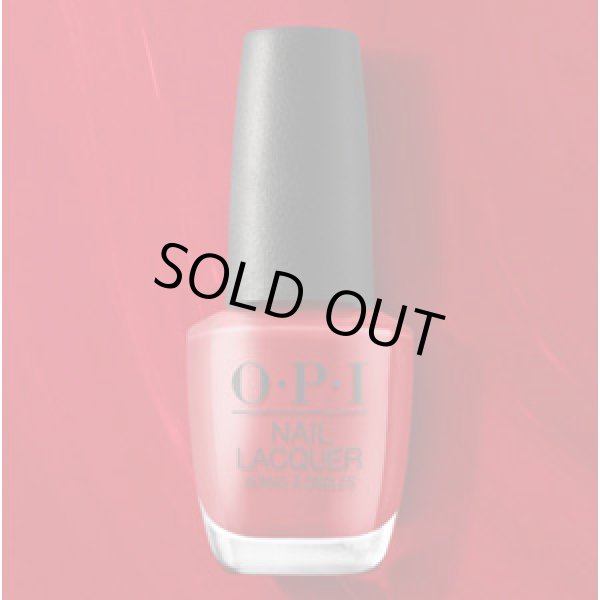 画像1: 【OPI】限定Red Velvet Vixen (Good Enough to Treat 2025 ホリデーコレクション)